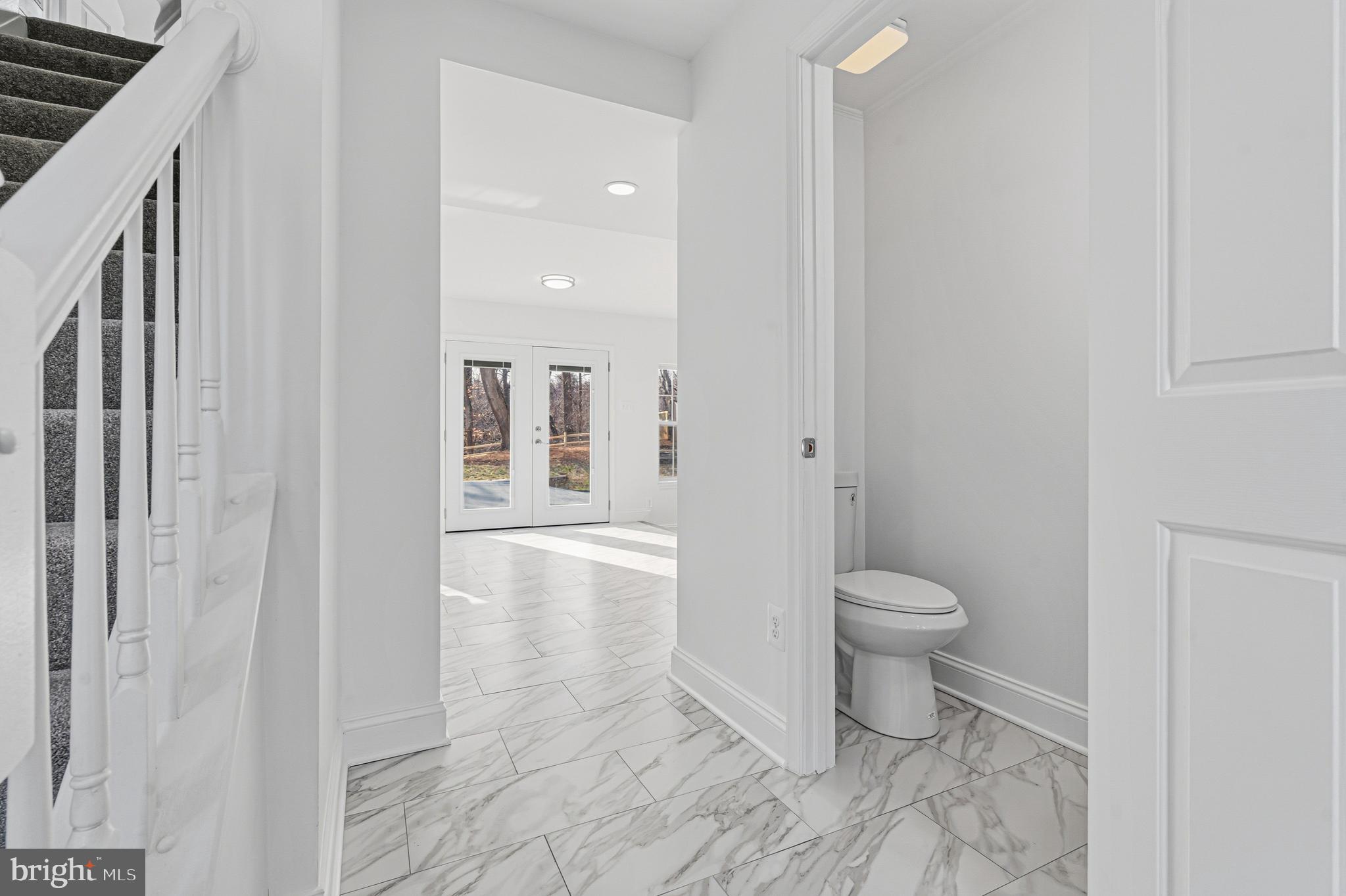 VILLAGE OF BYNUM RUN - Residential