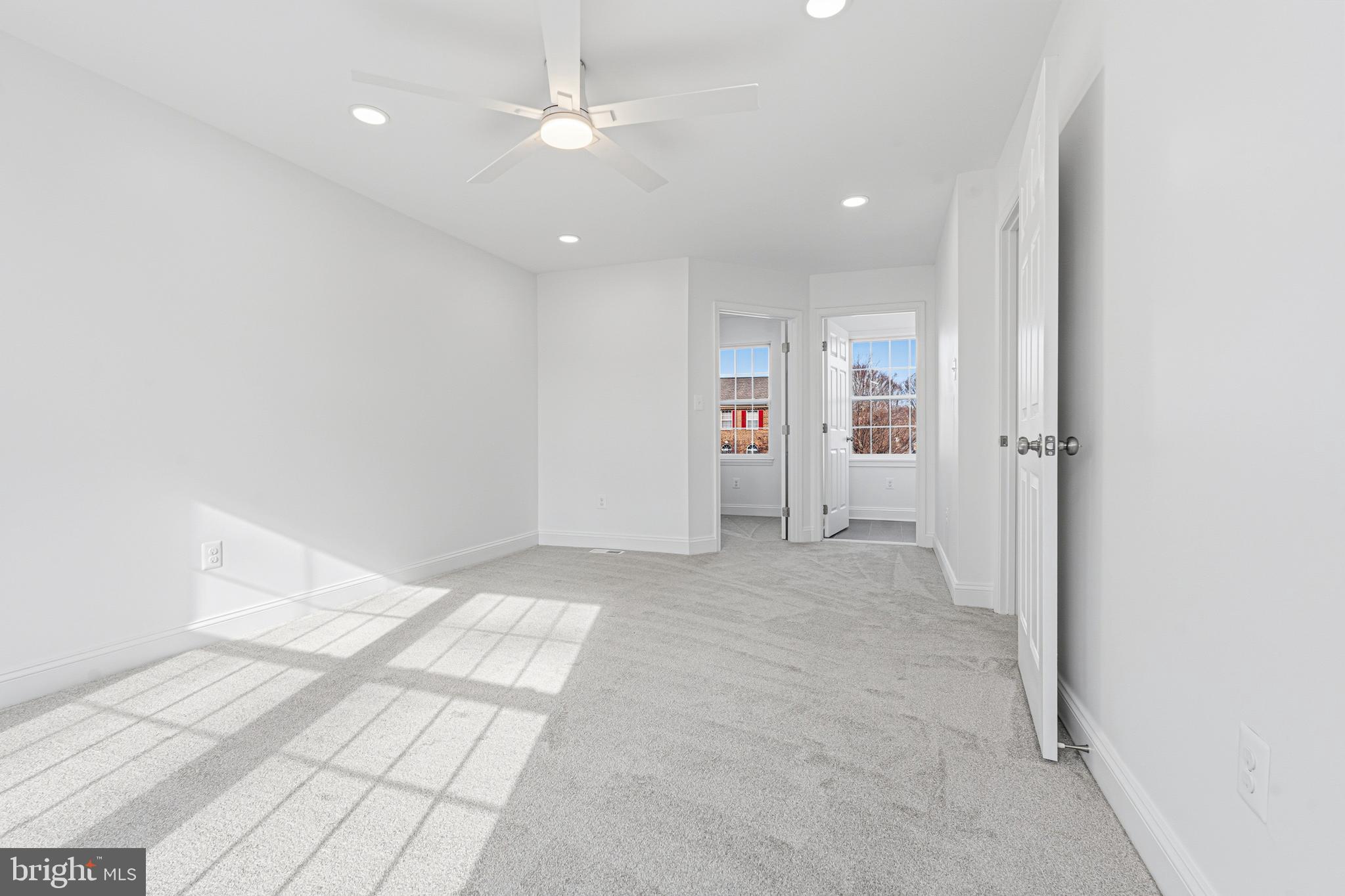 VILLAGE OF BYNUM RUN - Residential