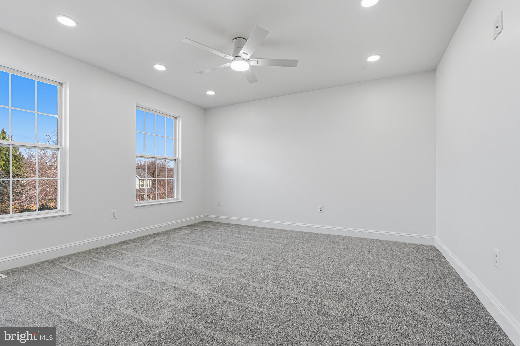 VILLAGE OF BYNUM RUN - Residential