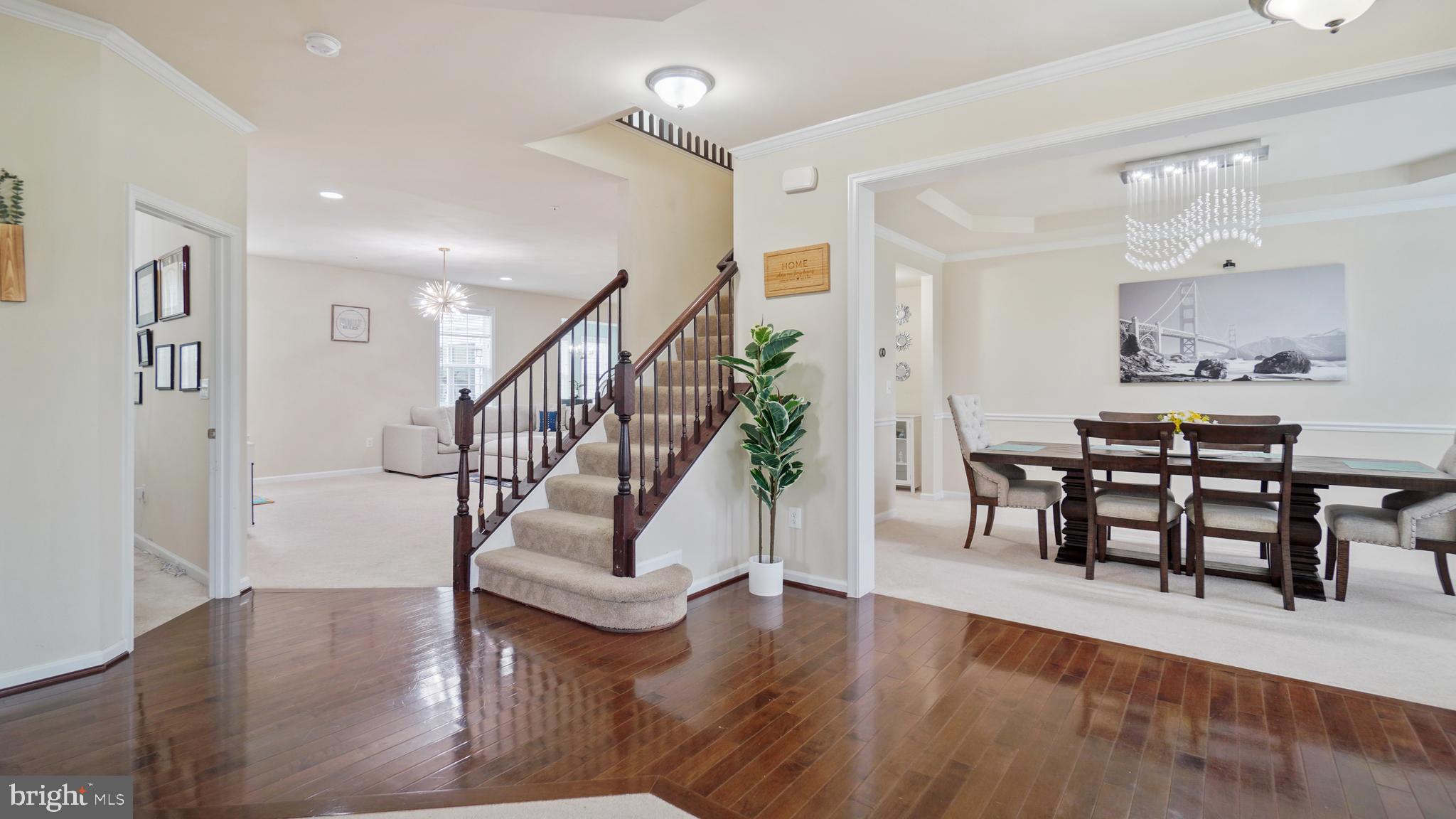 9705 MANOR OAKS VIEW