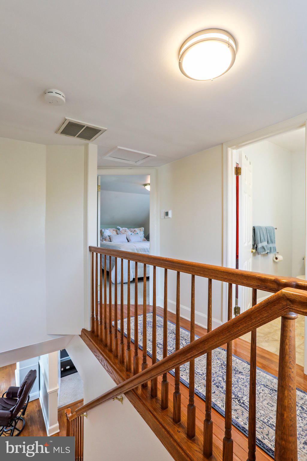 MAUGANSVILLE - Residential