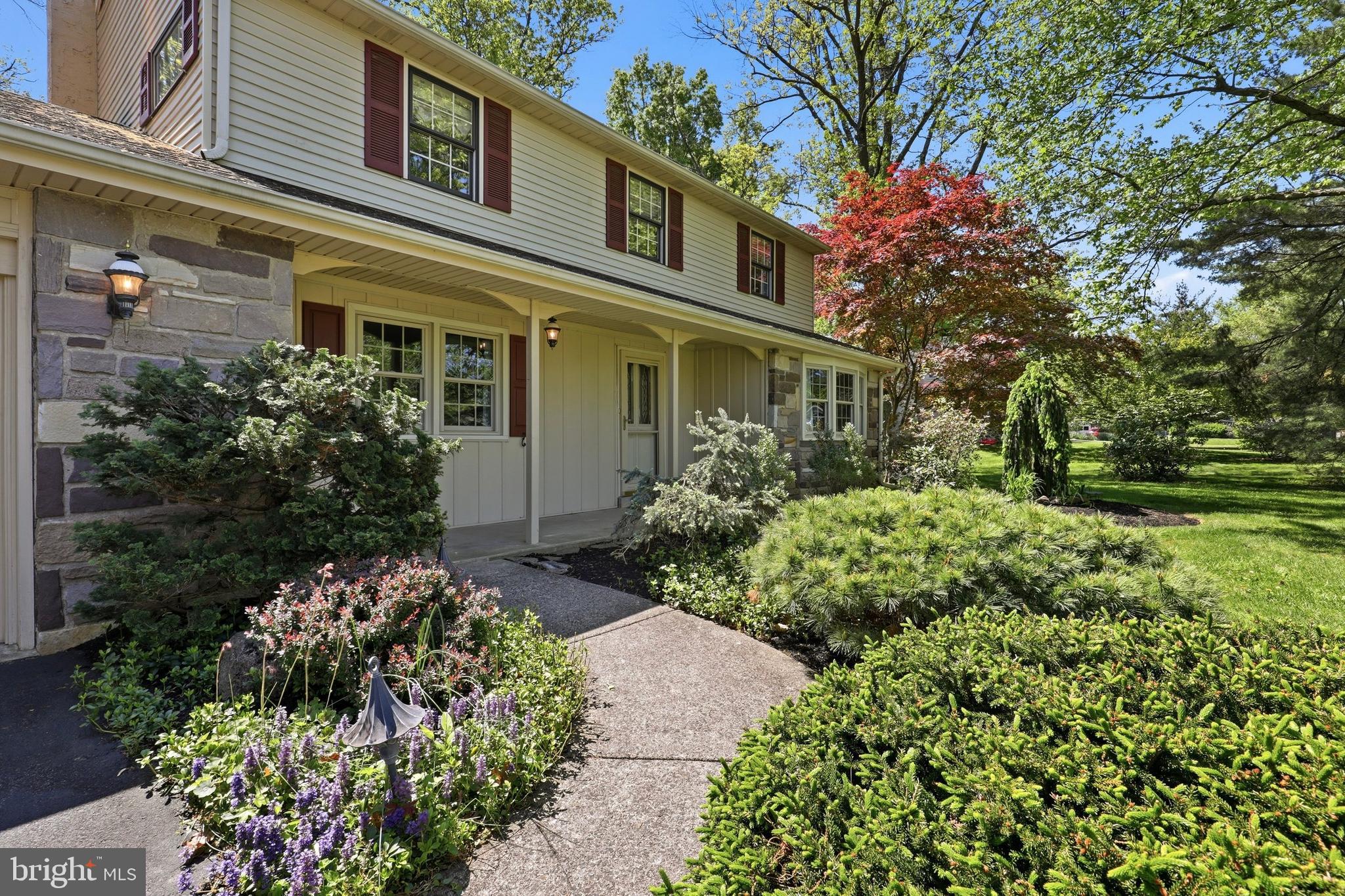 FAIRWAYS - Residential