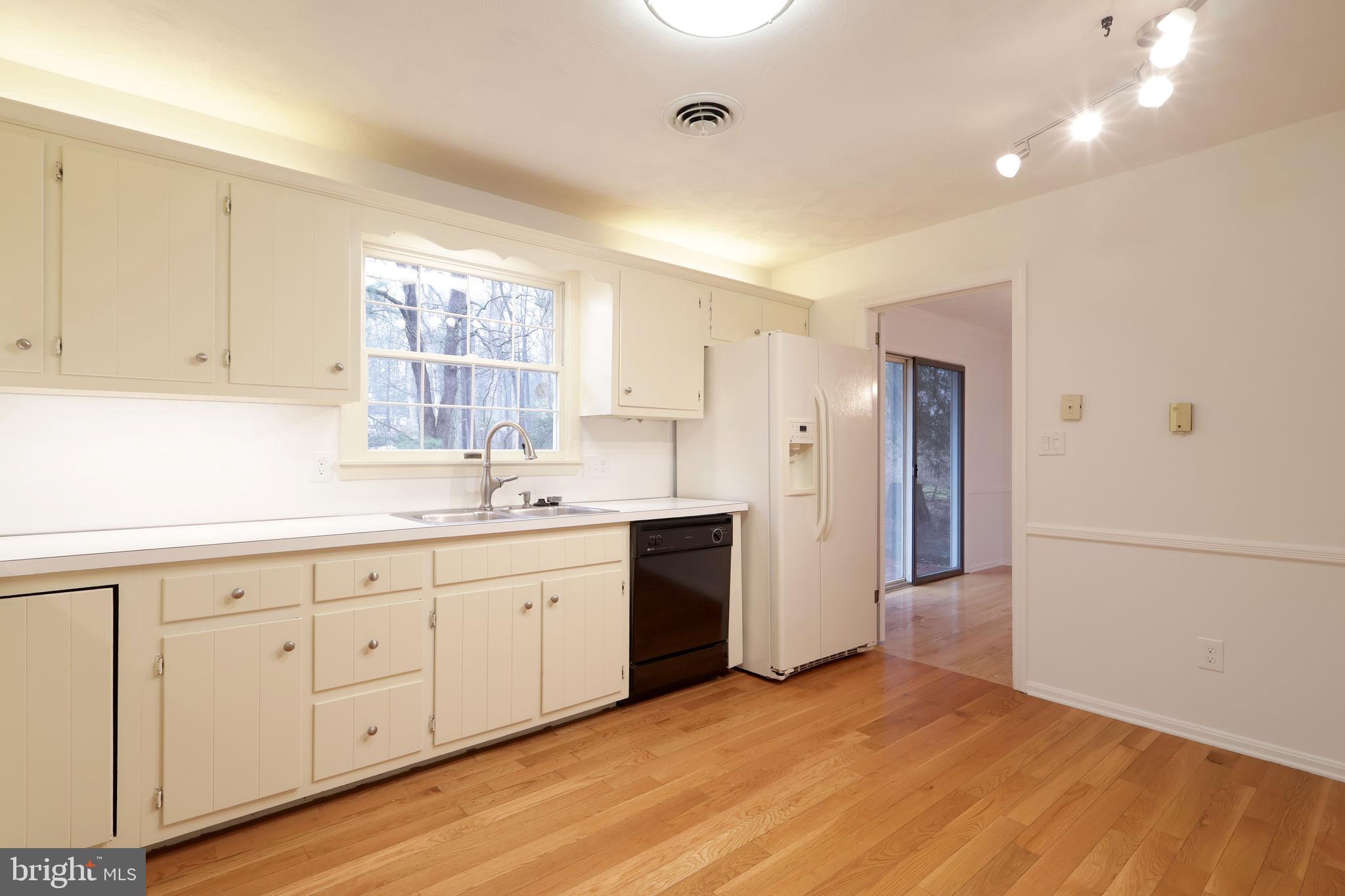 PARK FOREST VILLAGE - Residential