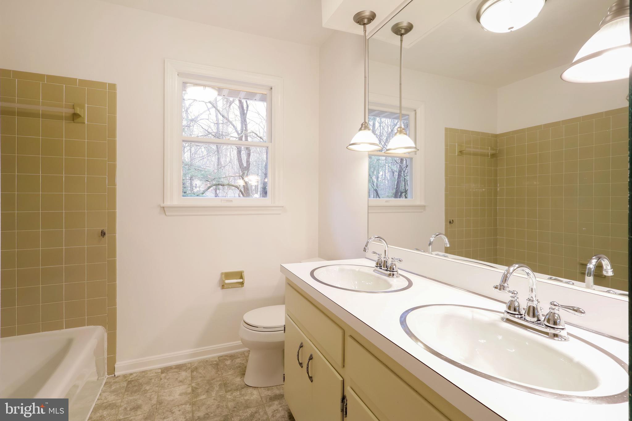 PARK FOREST VILLAGE - Residential