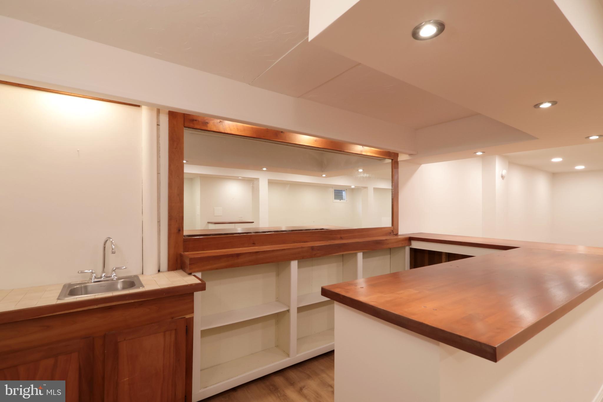 PARK FOREST VILLAGE - Residential