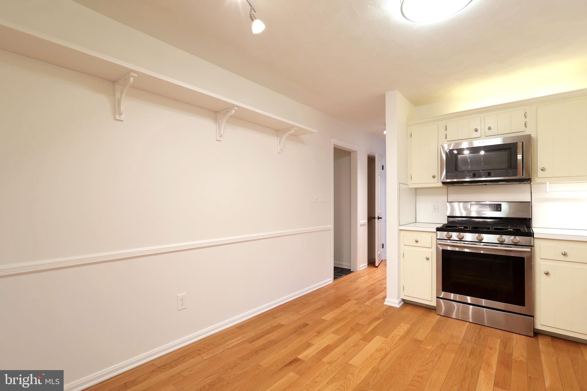 PARK FOREST VILLAGE - Residential