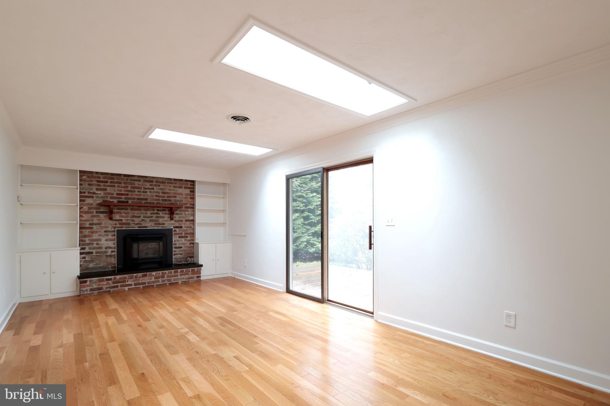 PARK FOREST VILLAGE - Residential