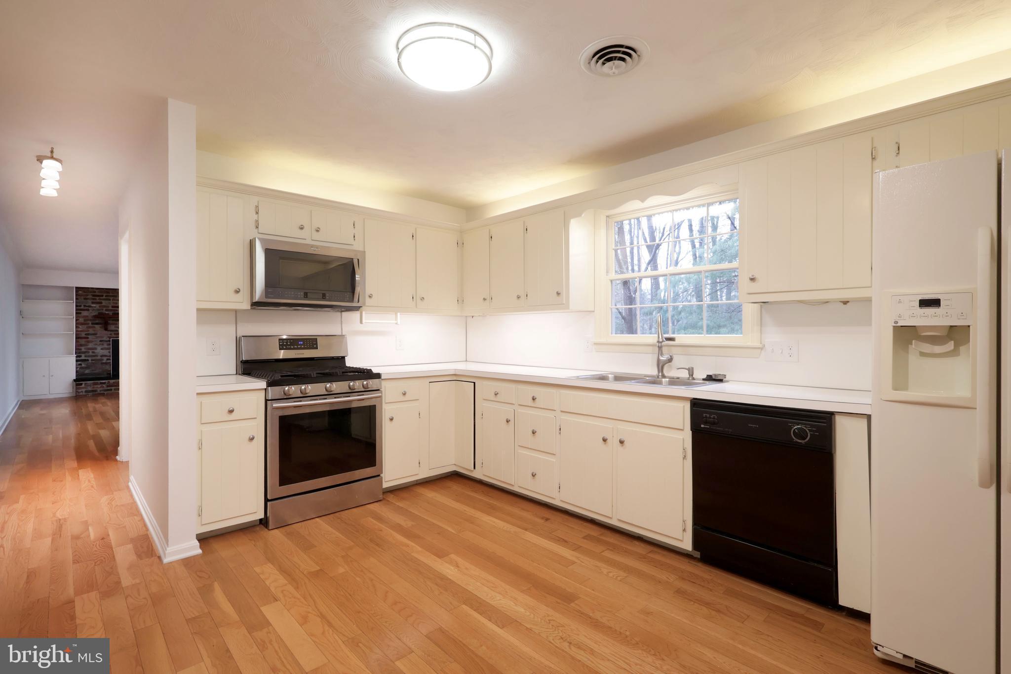 PARK FOREST VILLAGE - Residential