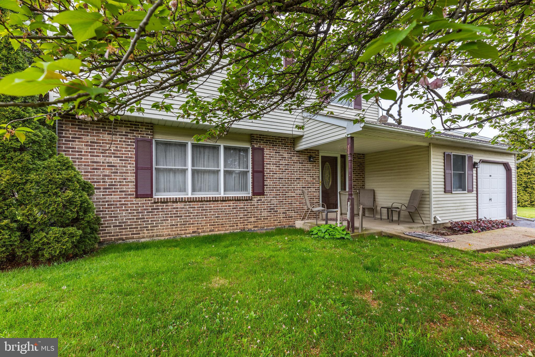 LEXINGTON FARMS - Residential