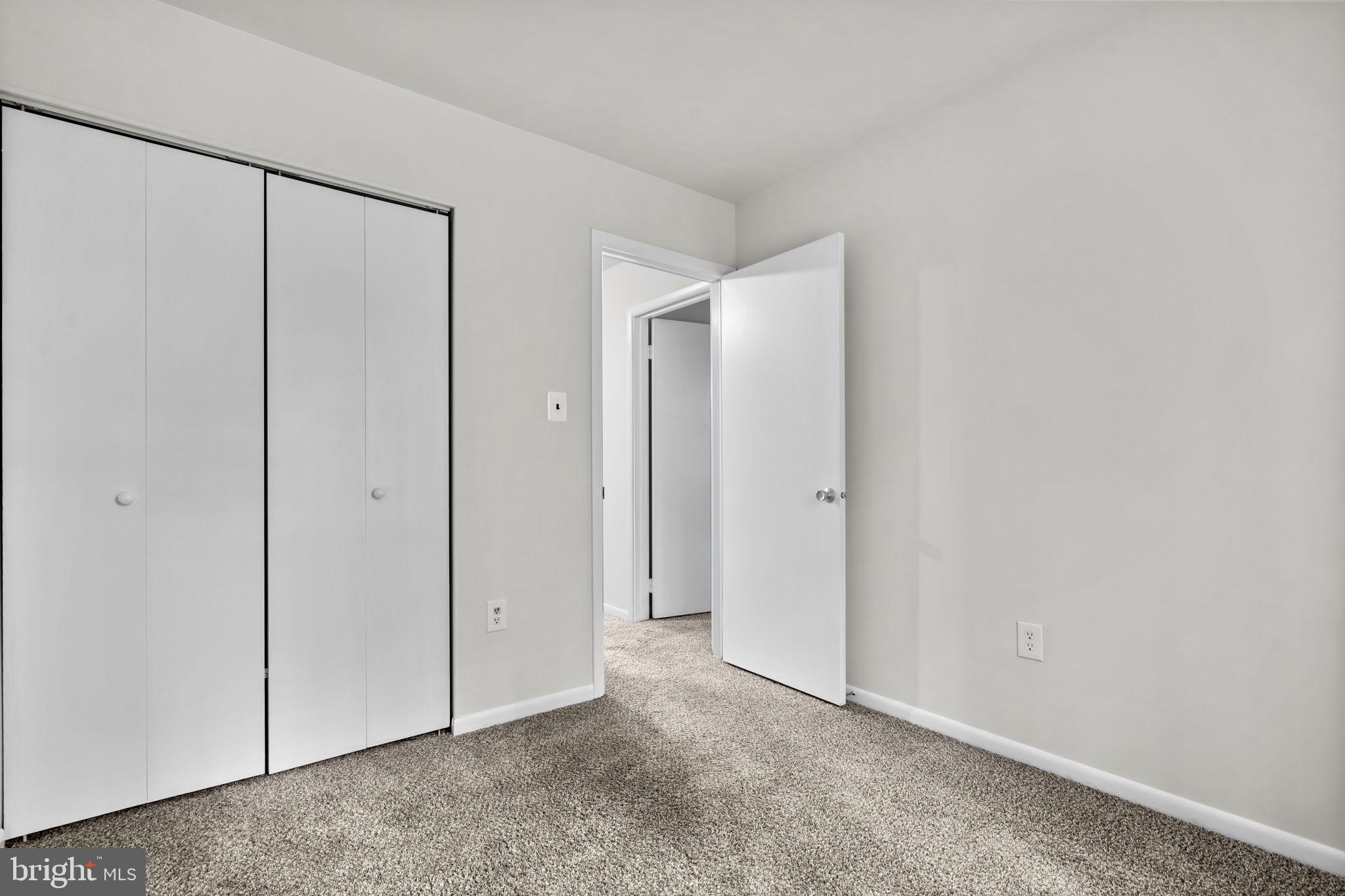 REDLAND STATION TH - Residential
