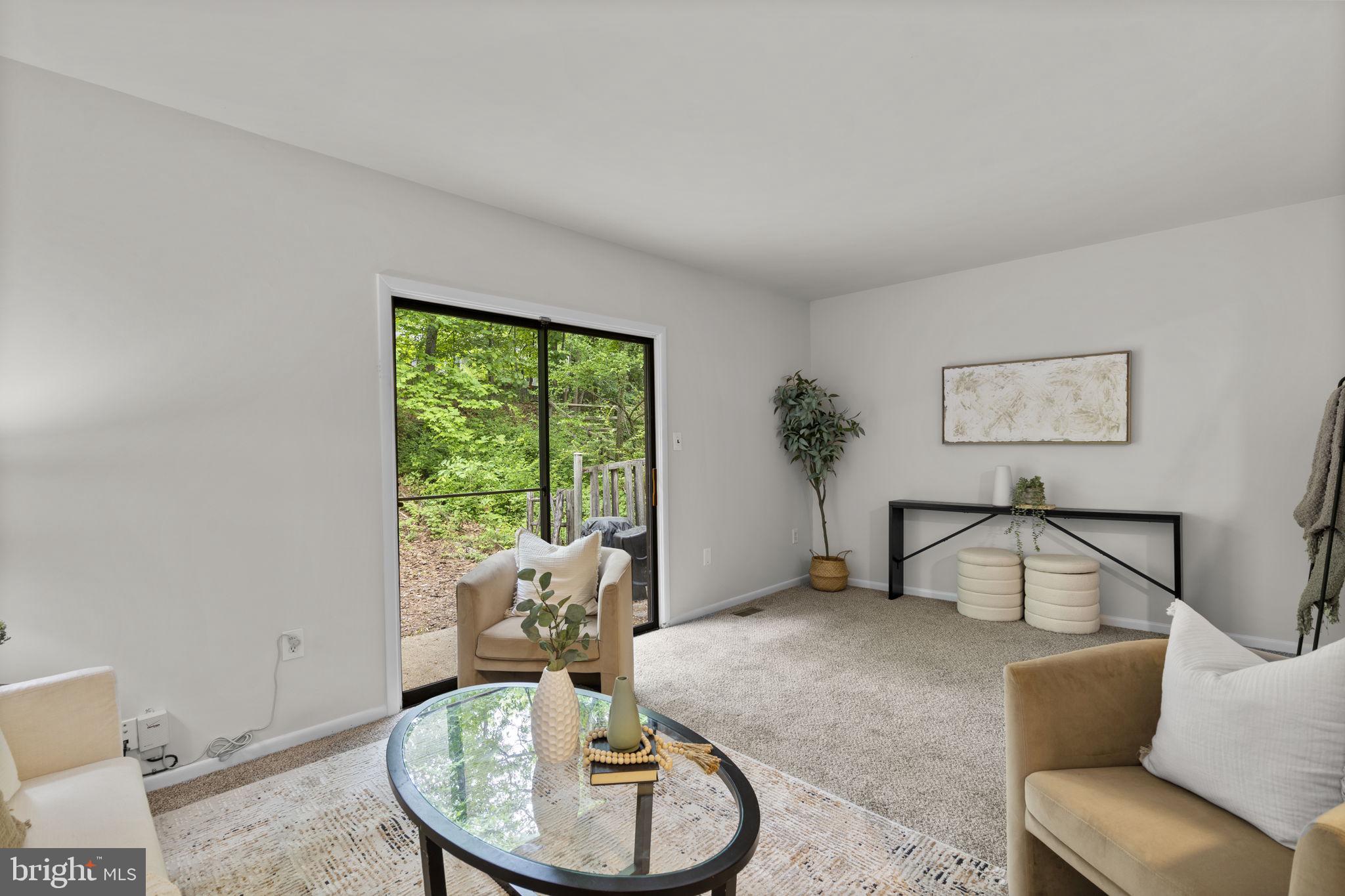 REDLAND STATION TH - Residential