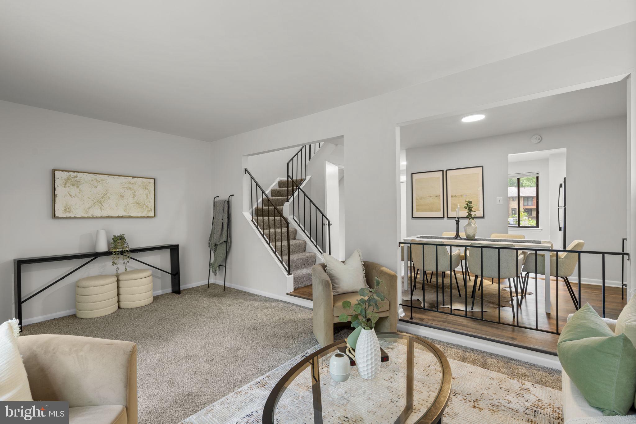 REDLAND STATION TH - Residential
