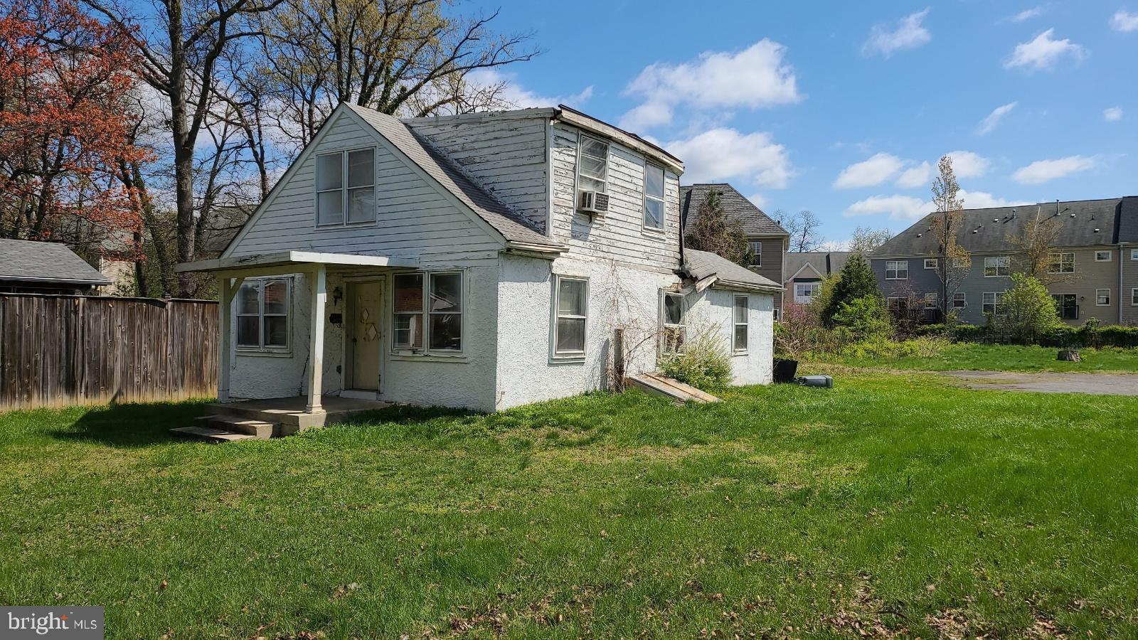 WOOTTONS MILL - Residential