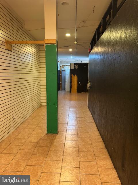 PHILADELPHIA (NORTH) - Commercial Sale