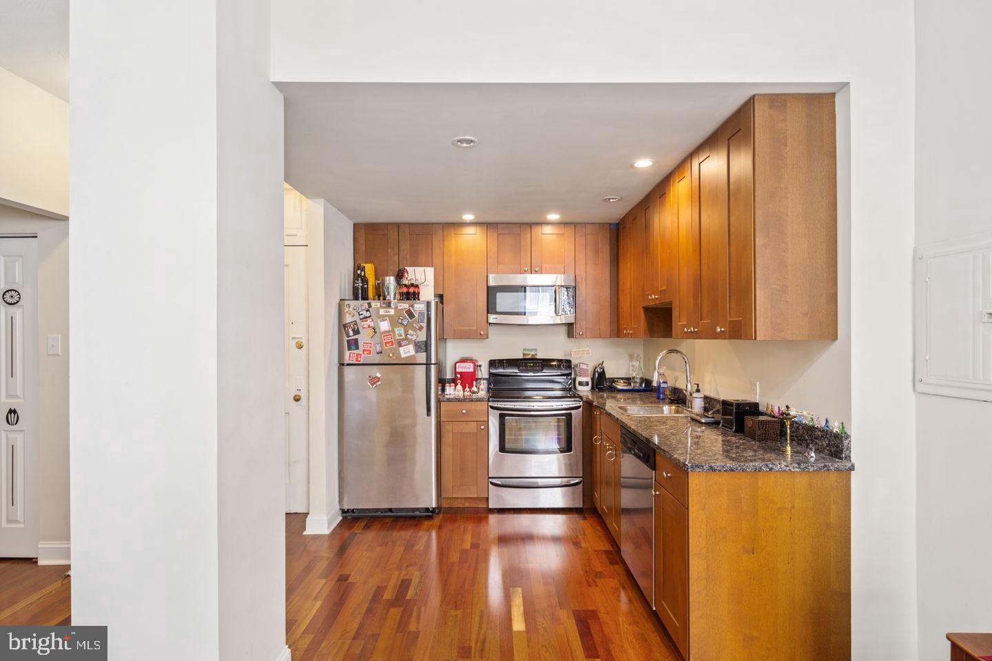 CENTER CITY - Residential