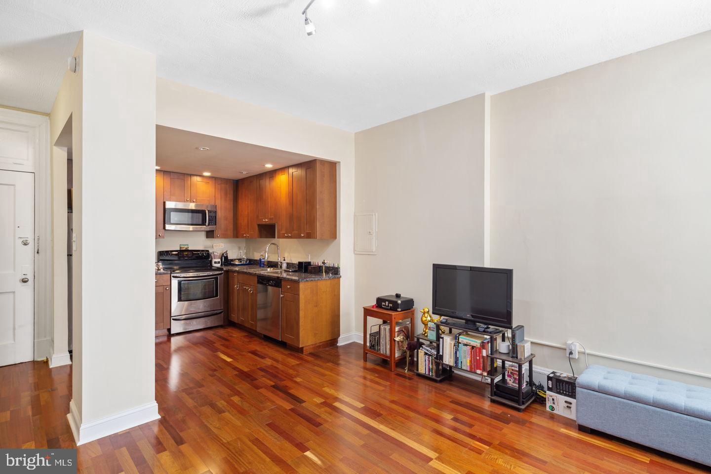 CENTER CITY - Residential