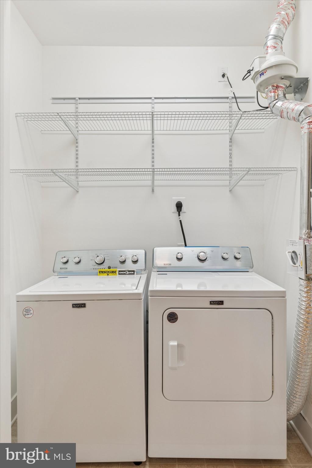 MERIDIAN VALLEY SQ - Residential