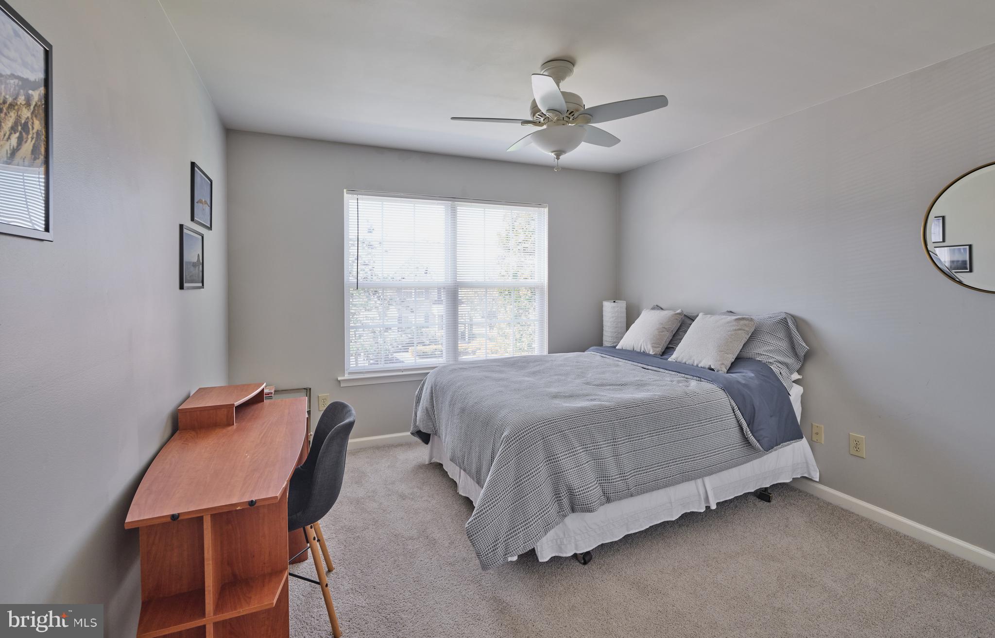 RIVERWOODS - Residential