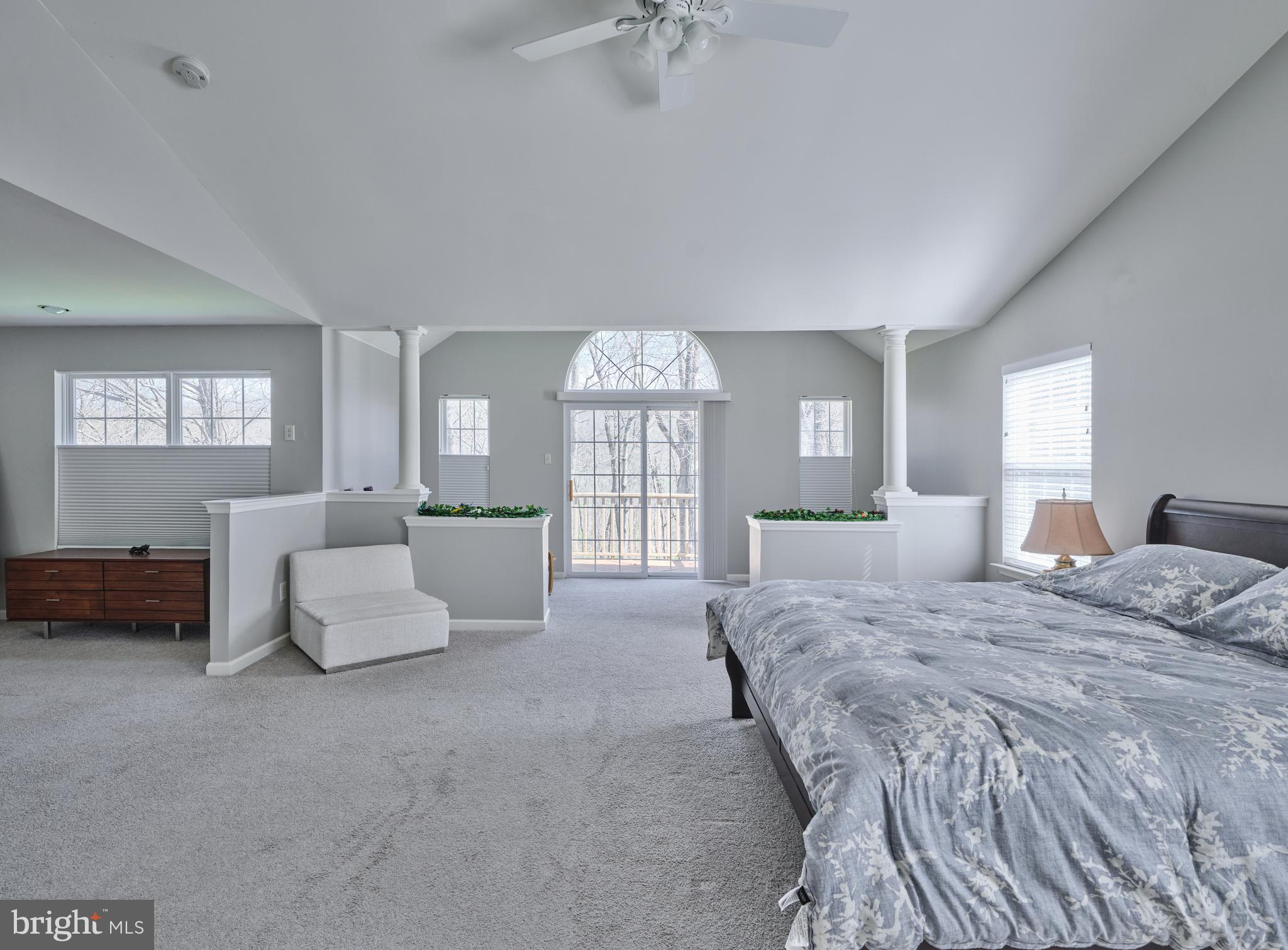 RIVERWOODS - Residential