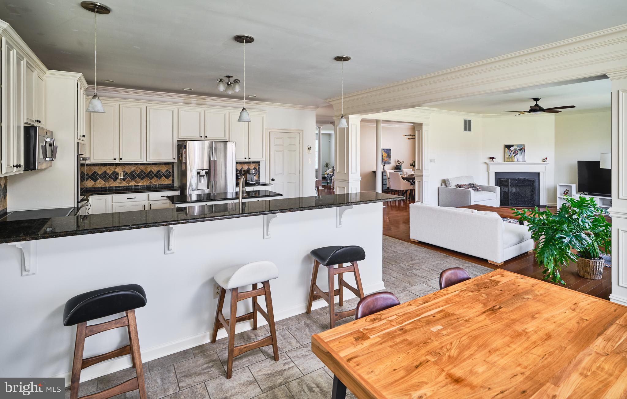 RIVERWOODS - Residential