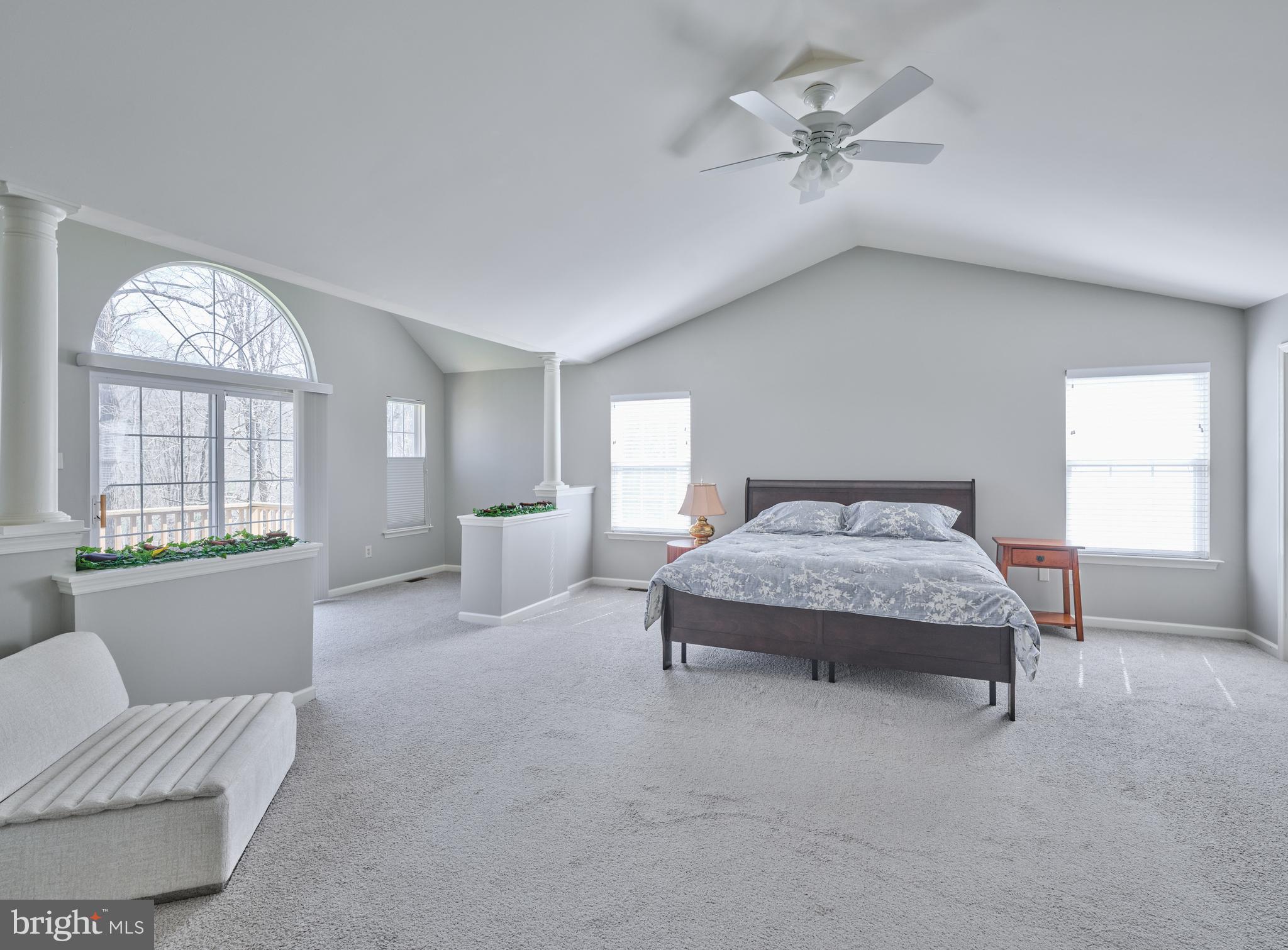 RIVERWOODS - Residential