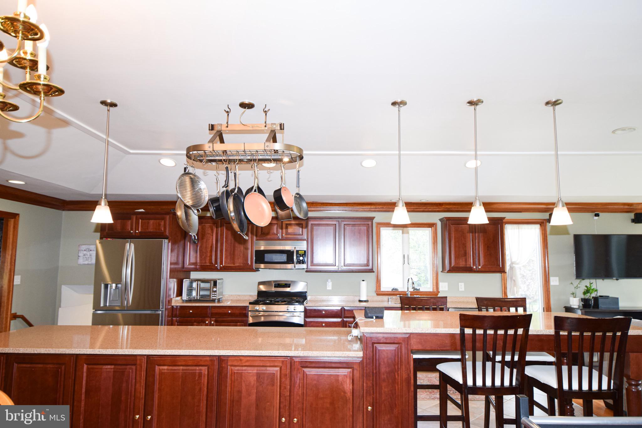 KNOLLWOOD - Residential