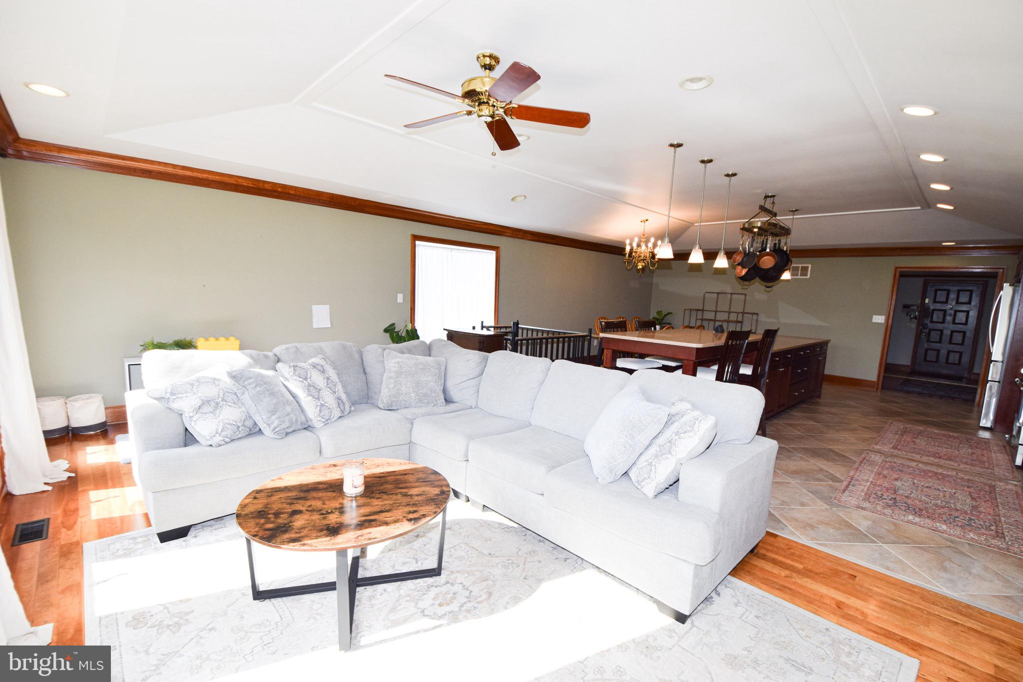 KNOLLWOOD - Residential