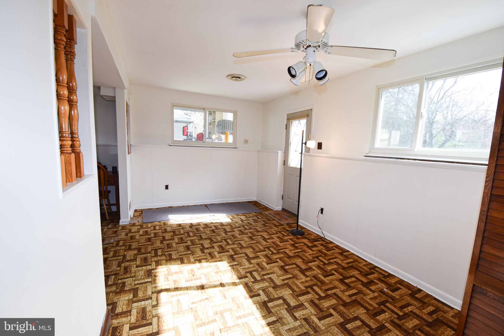 KNOLLWOOD - Residential