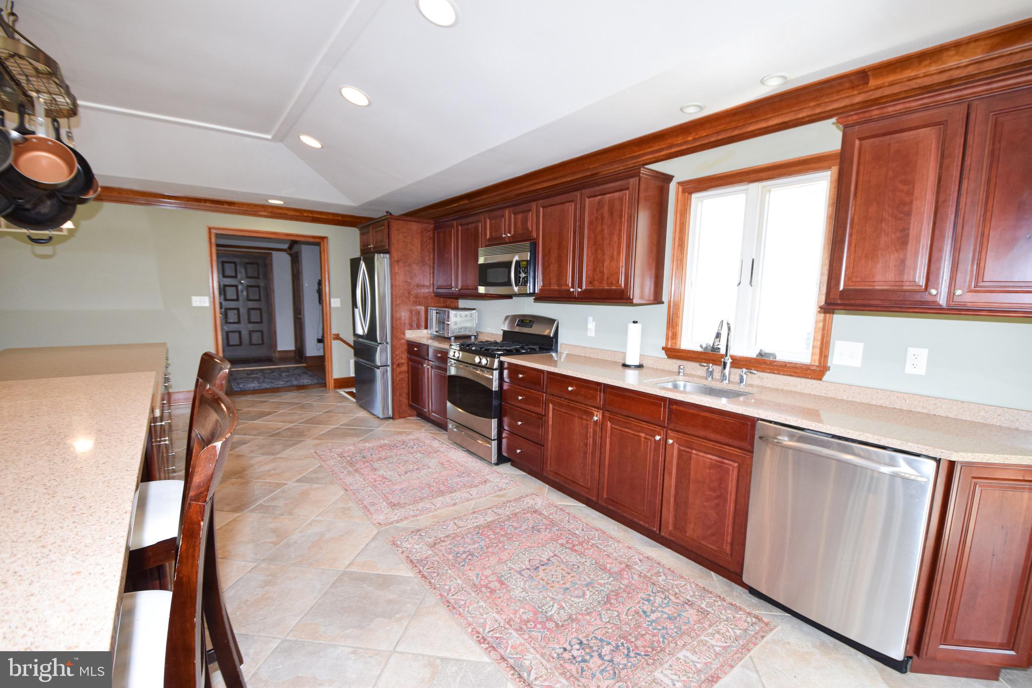 KNOLLWOOD - Residential