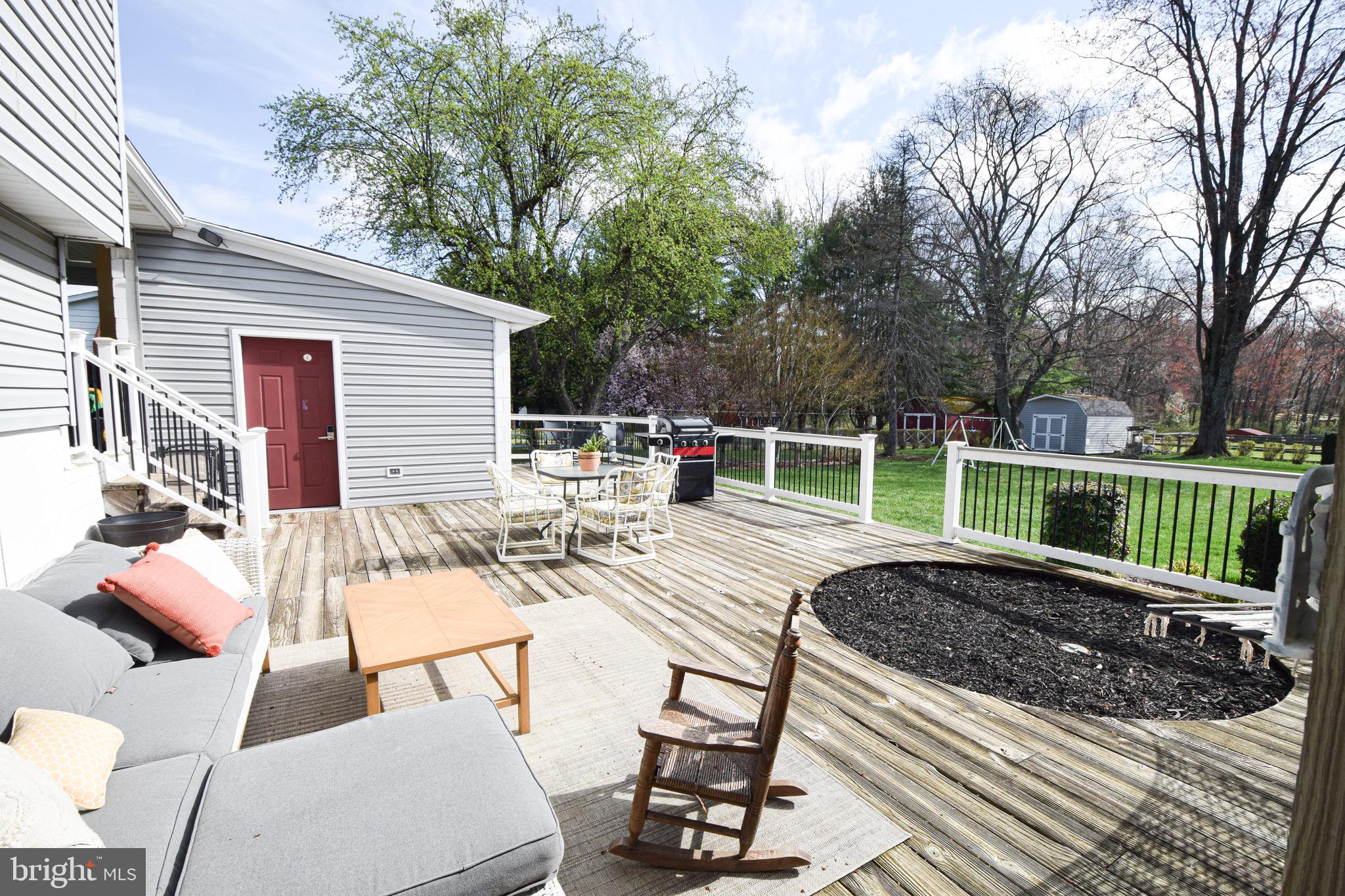 KNOLLWOOD - Residential