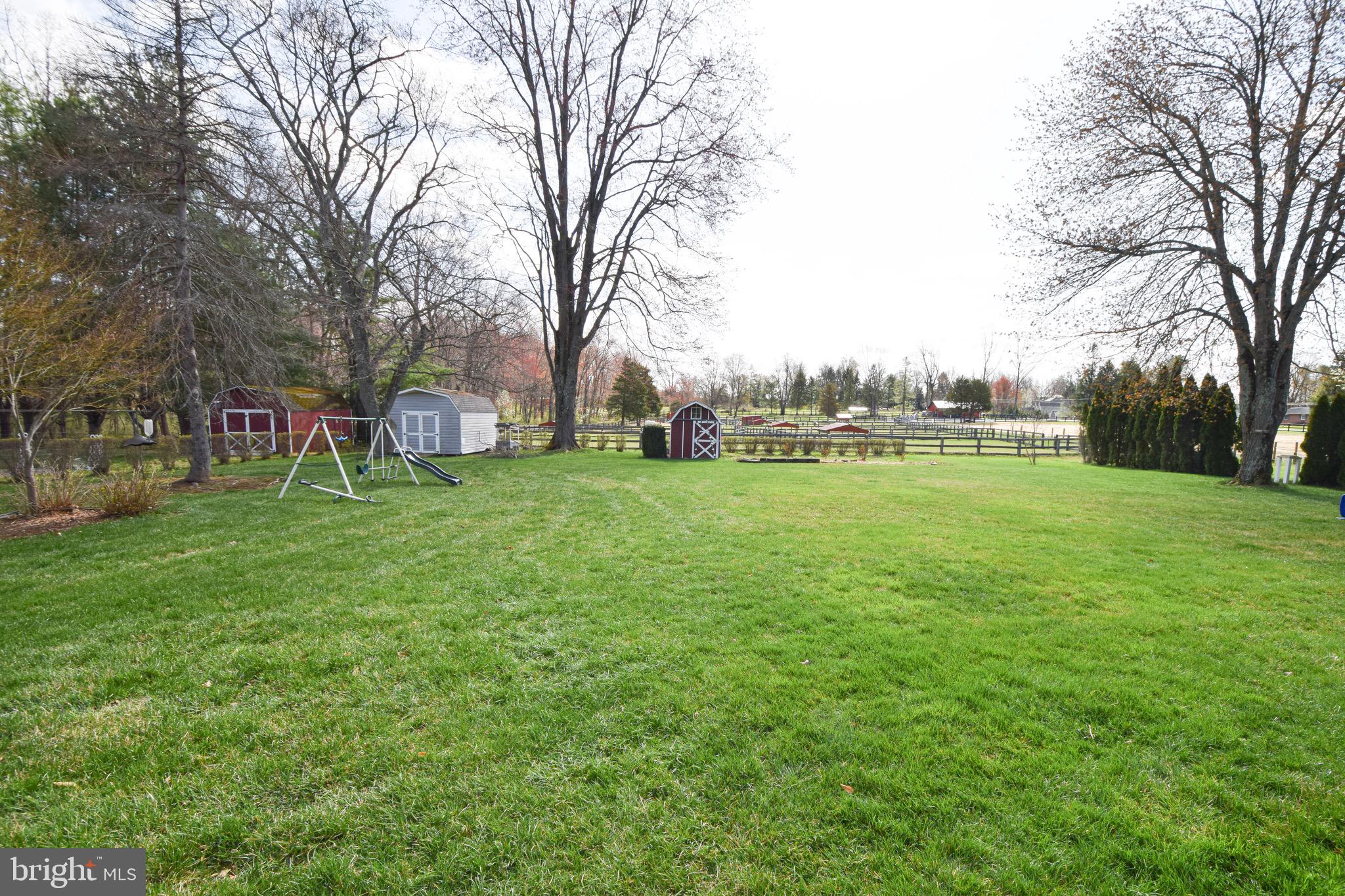 KNOLLWOOD - Residential