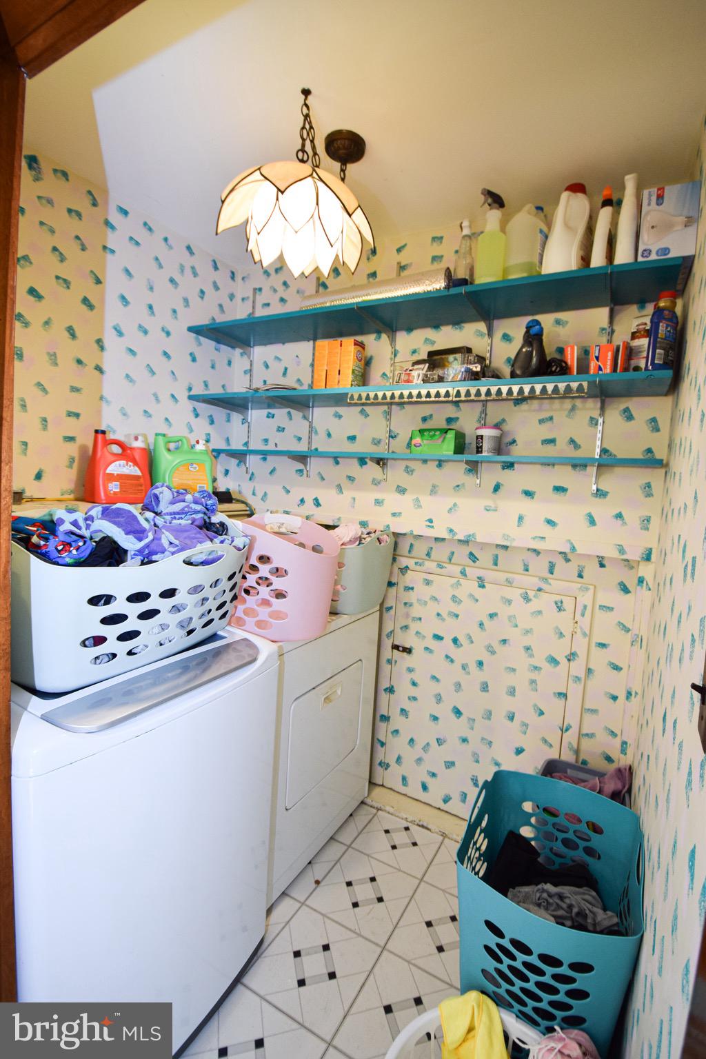 KNOLLWOOD - Residential