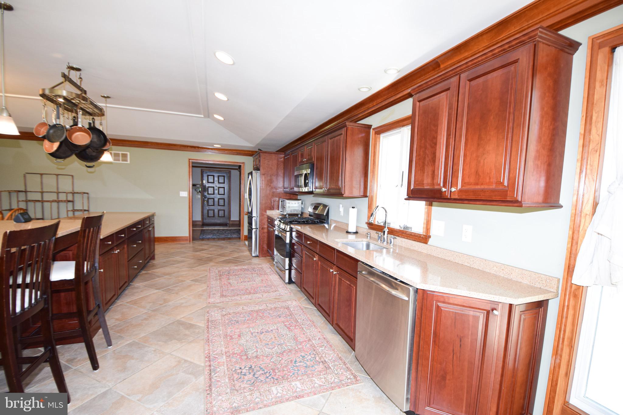 KNOLLWOOD - Residential