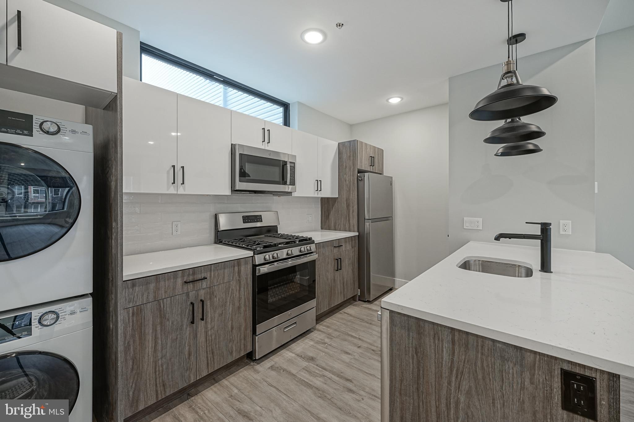 FRANCISVILLE - Residential Lease