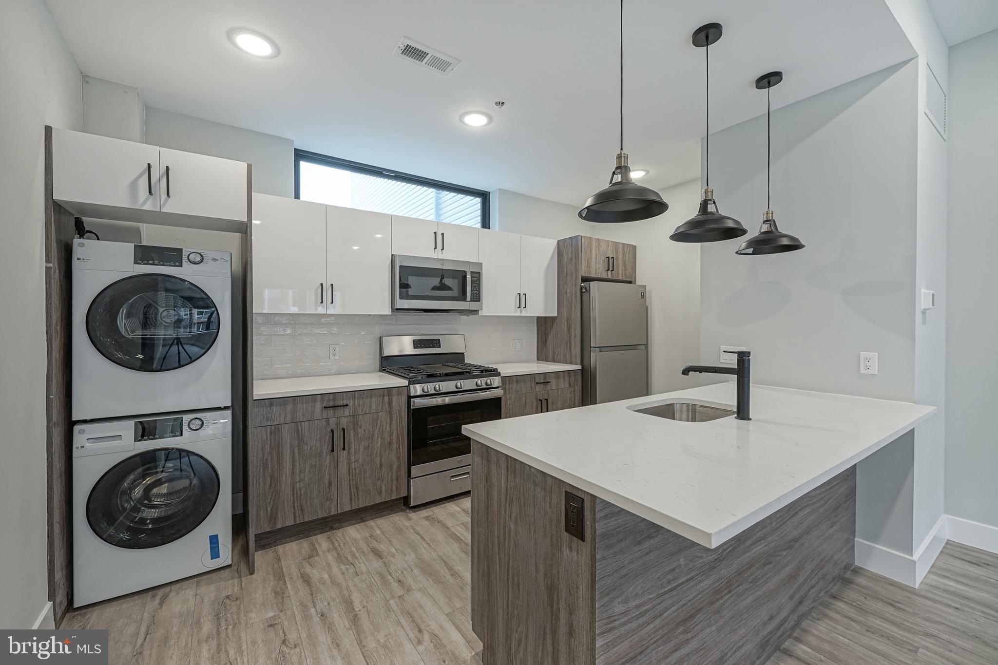 FRANCISVILLE - Residential Lease