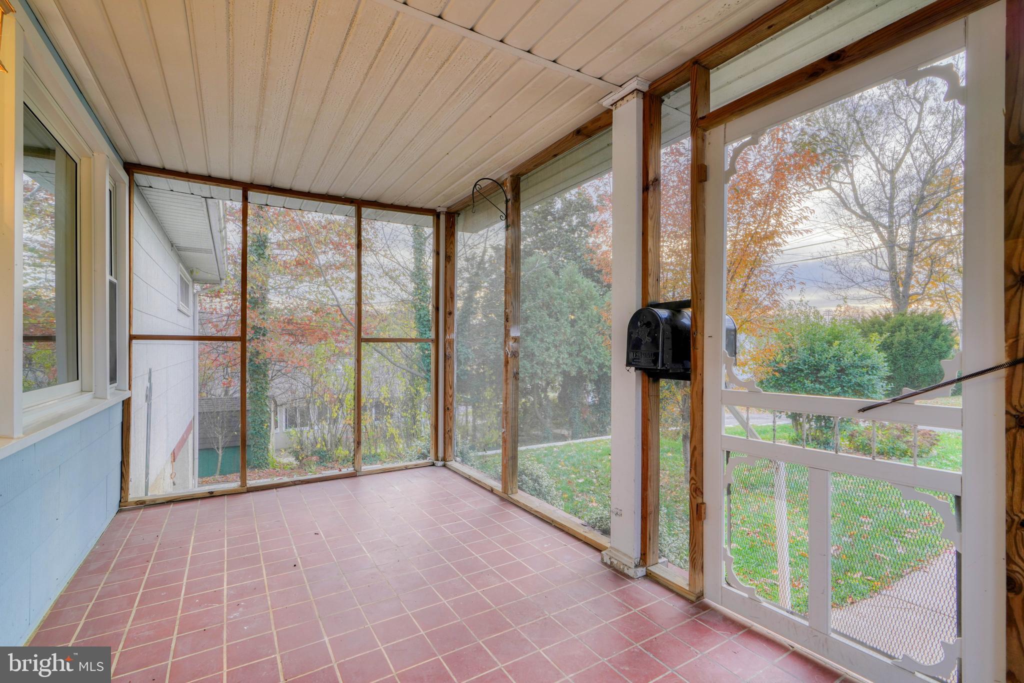 CATONSVILLE HEIGHTS - Residential