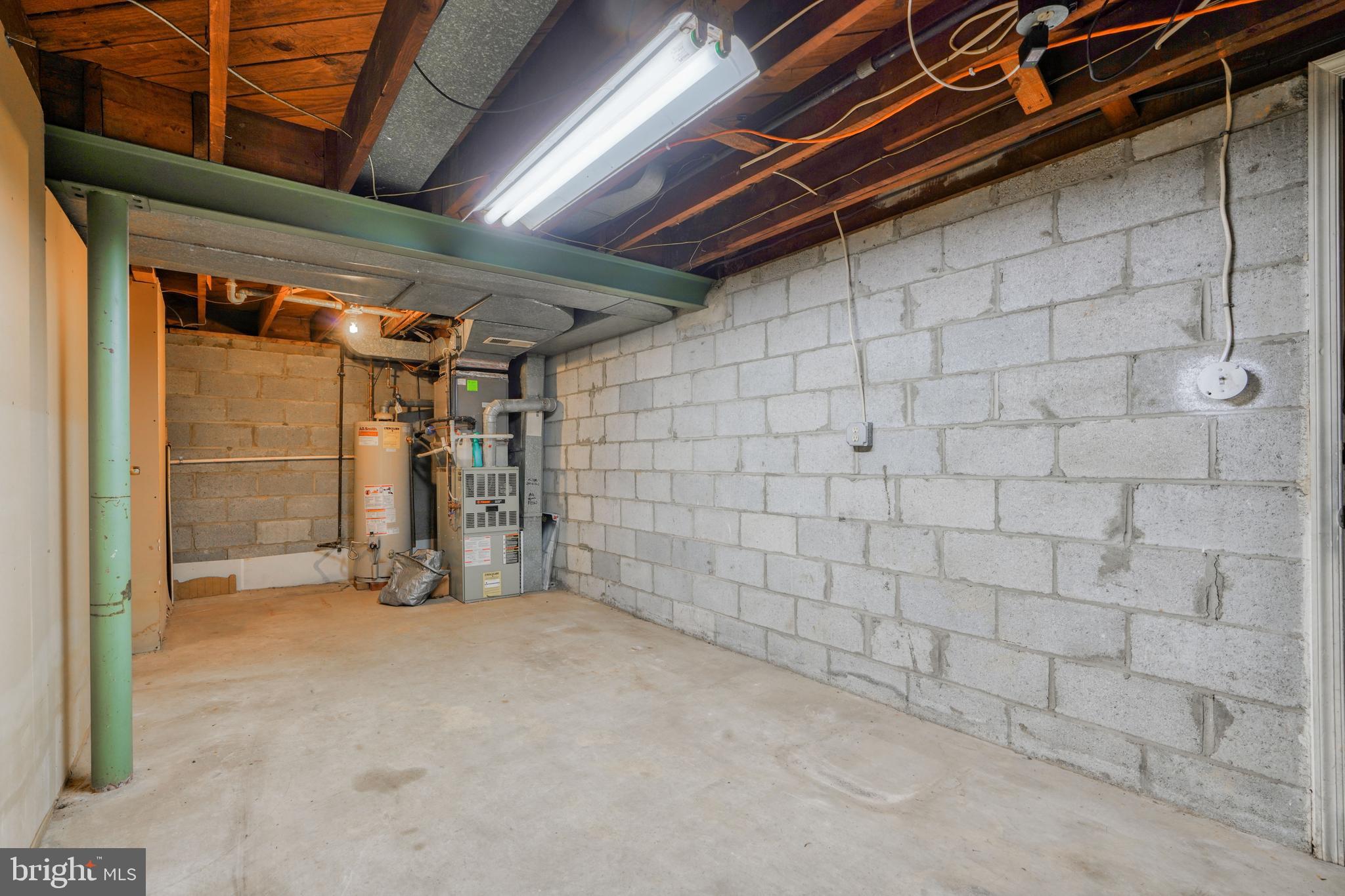 CATONSVILLE HEIGHTS - Residential