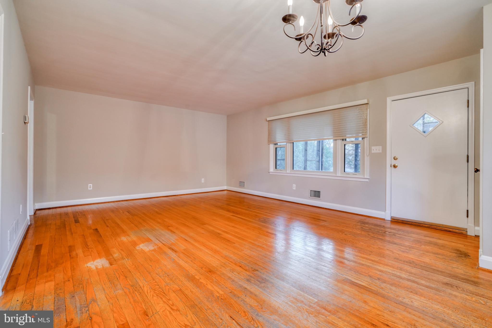 CATONSVILLE HEIGHTS - Residential