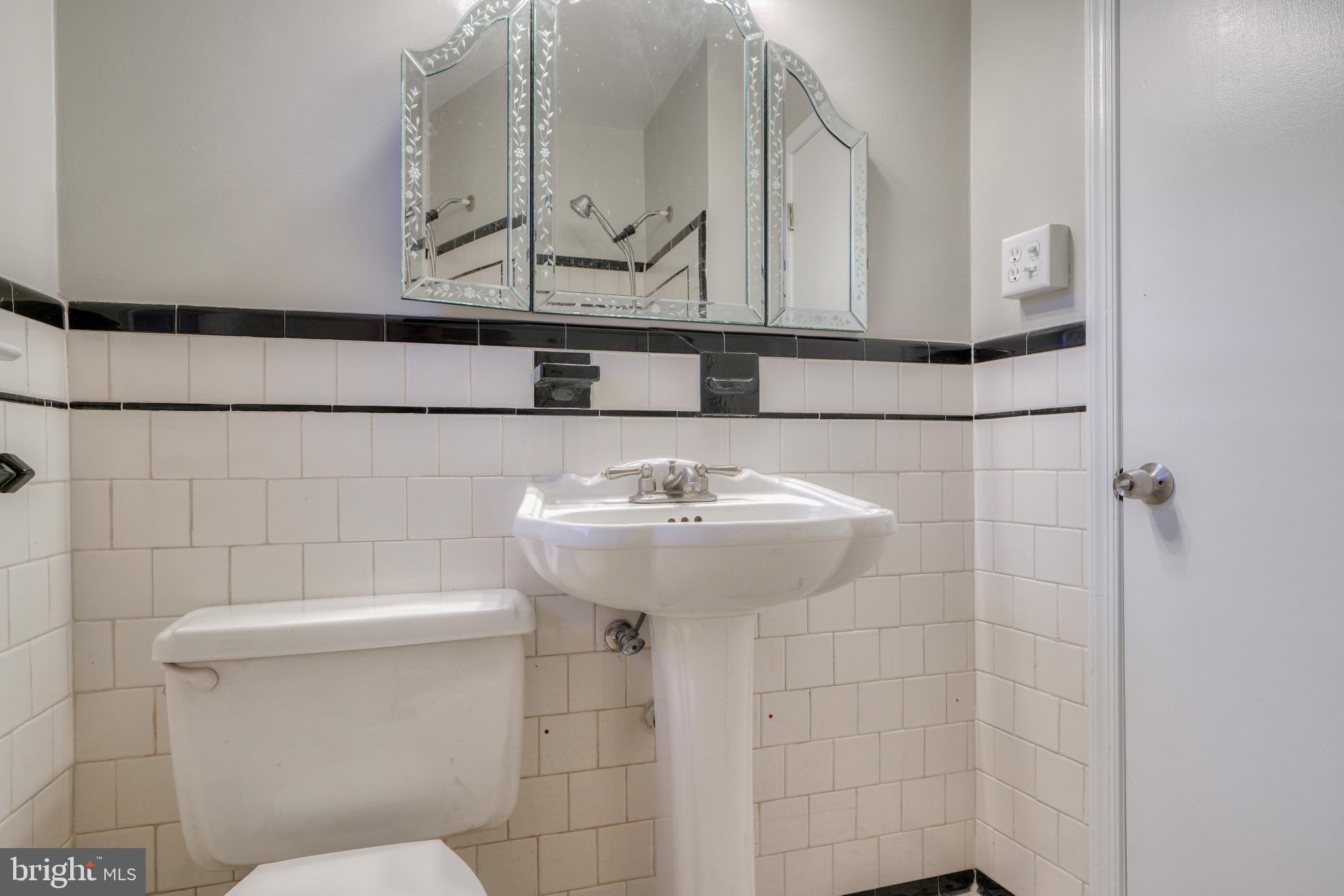 CATONSVILLE HEIGHTS - Residential