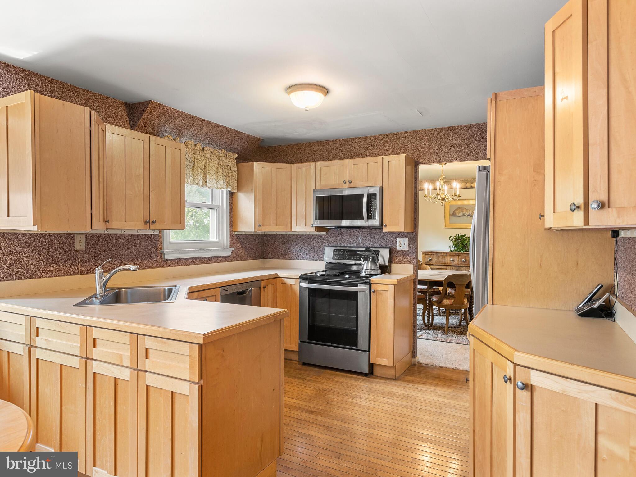 WHITFORD VILLAGE - Residential