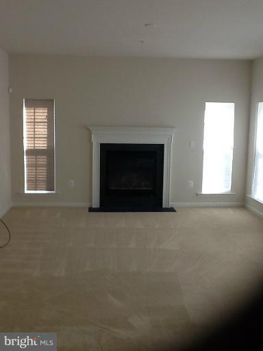 EQUESTRIAN ESTATES - Residential Lease