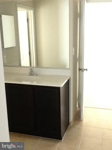 EQUESTRIAN ESTATES - Residential Lease