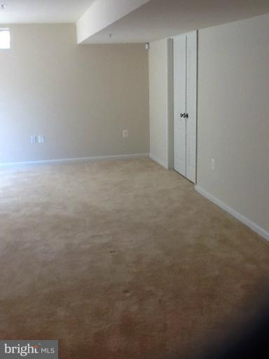 EQUESTRIAN ESTATES - Residential Lease