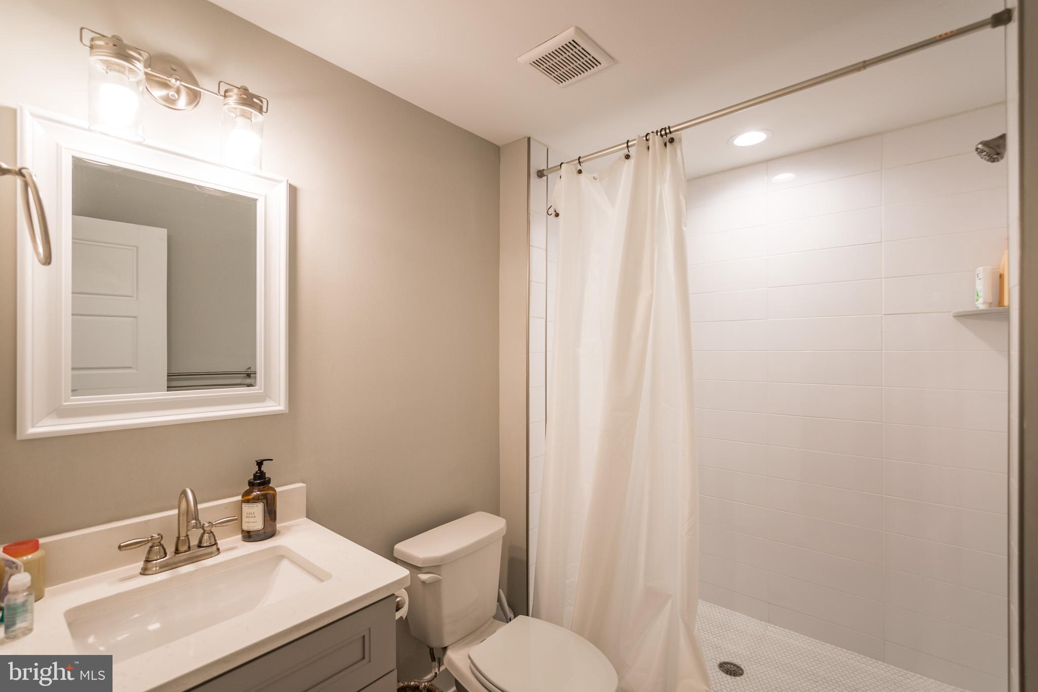 WEST KENSINGTON - Residential Lease