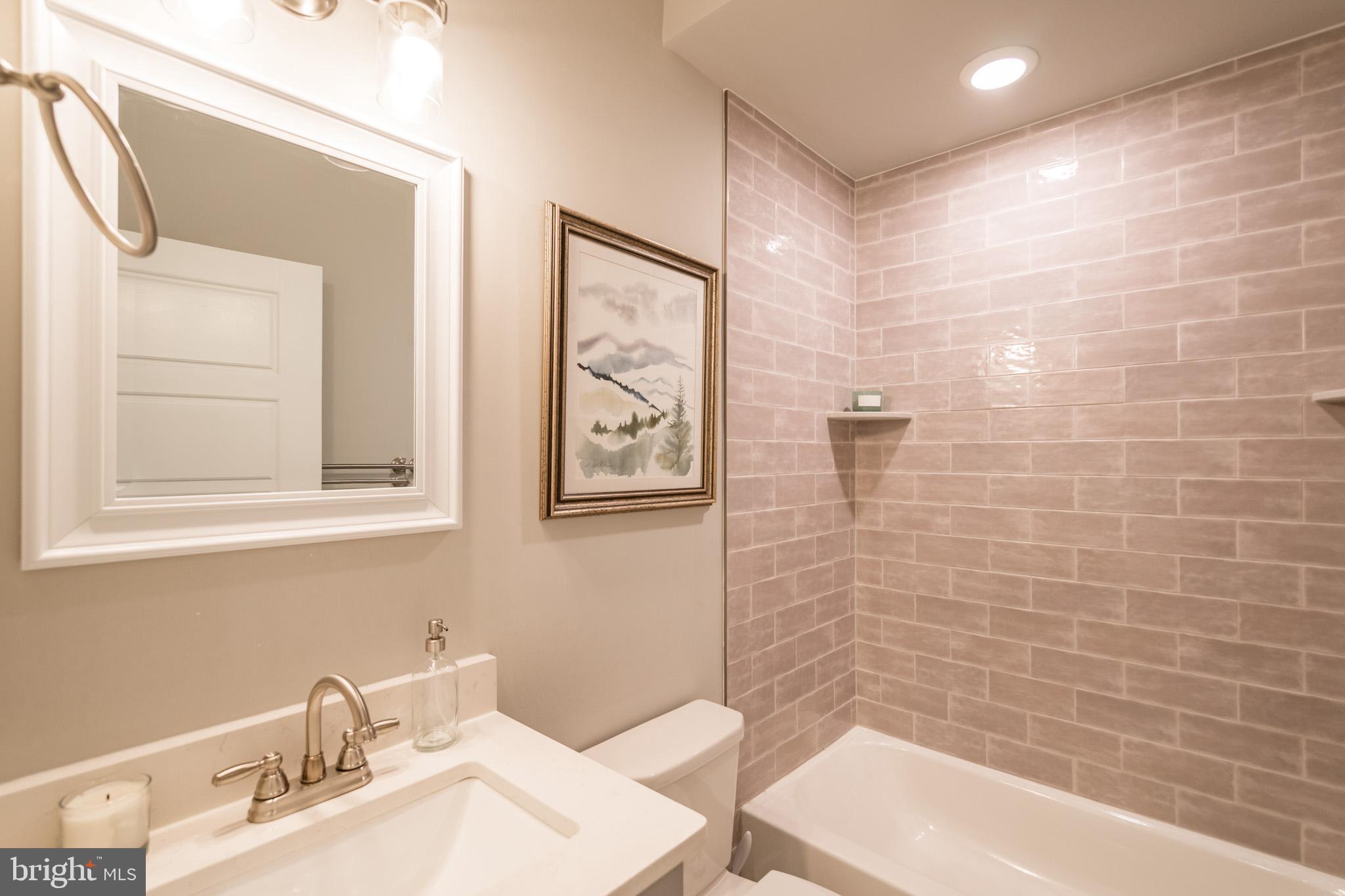 WEST KENSINGTON - Residential Lease