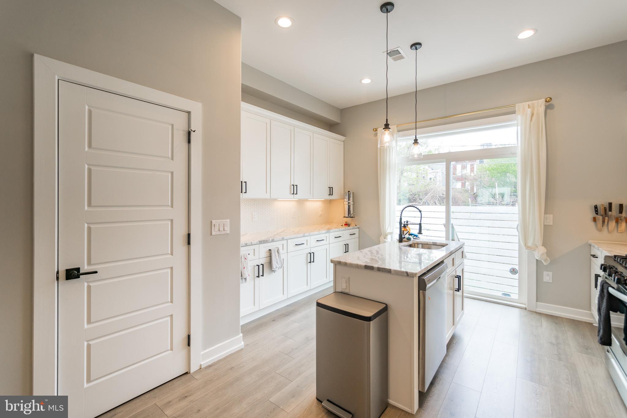 WEST KENSINGTON - Residential Lease