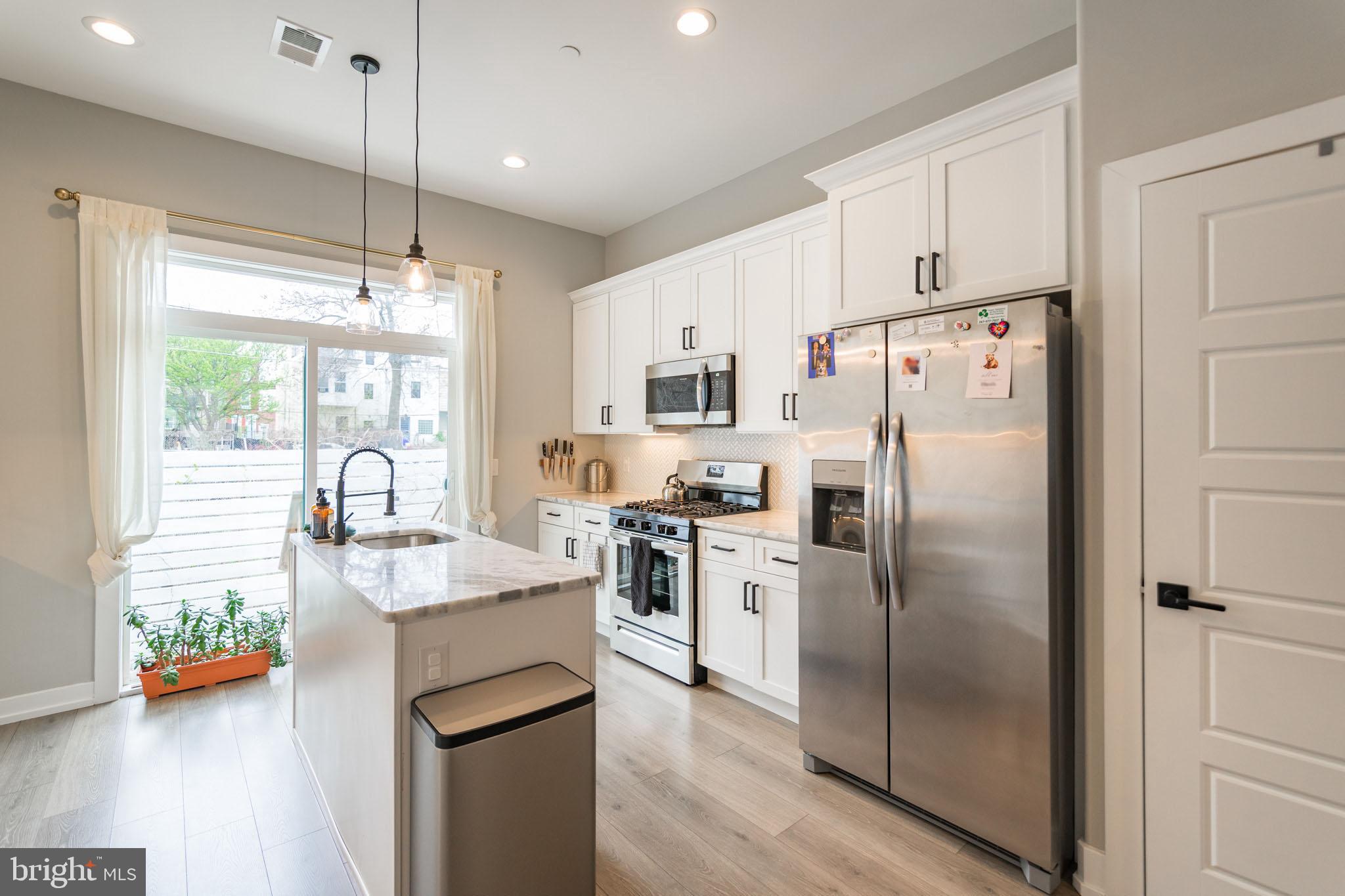 WEST KENSINGTON - Residential Lease