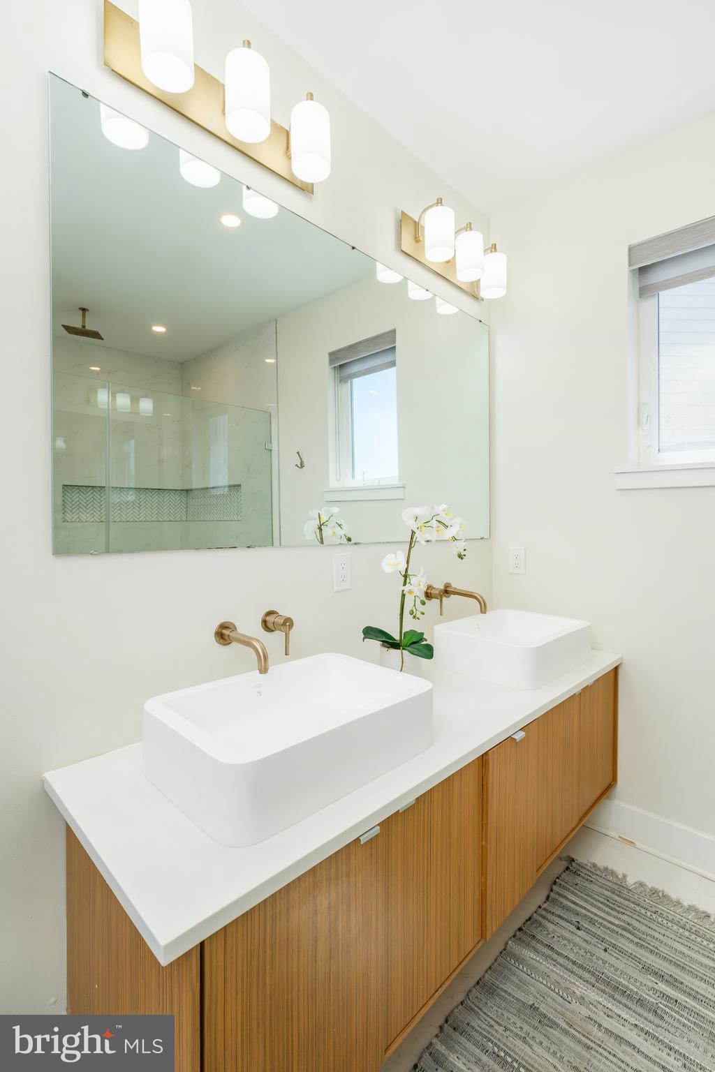 FAIRMOUNT - Residential