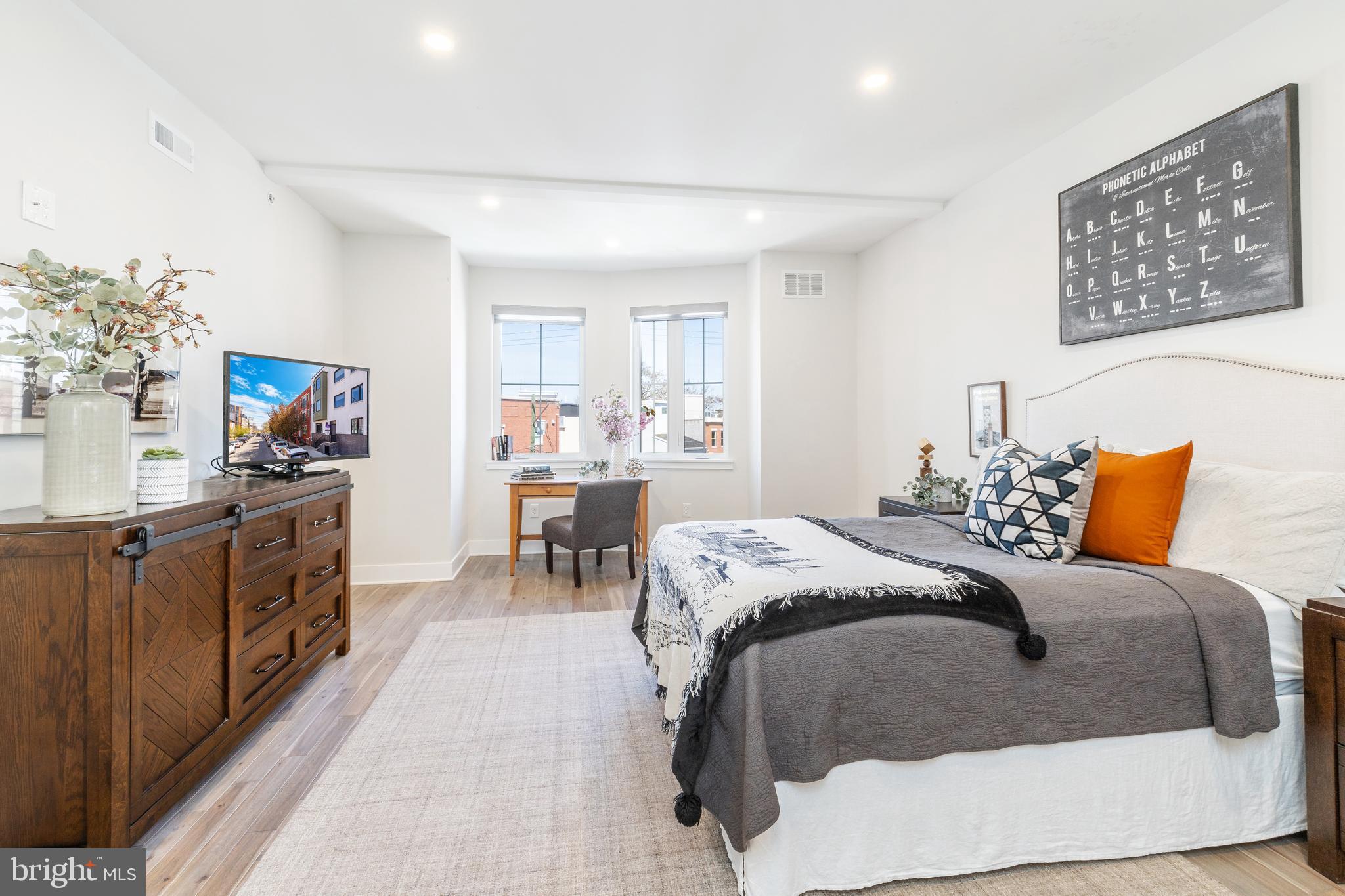 FAIRMOUNT - Residential