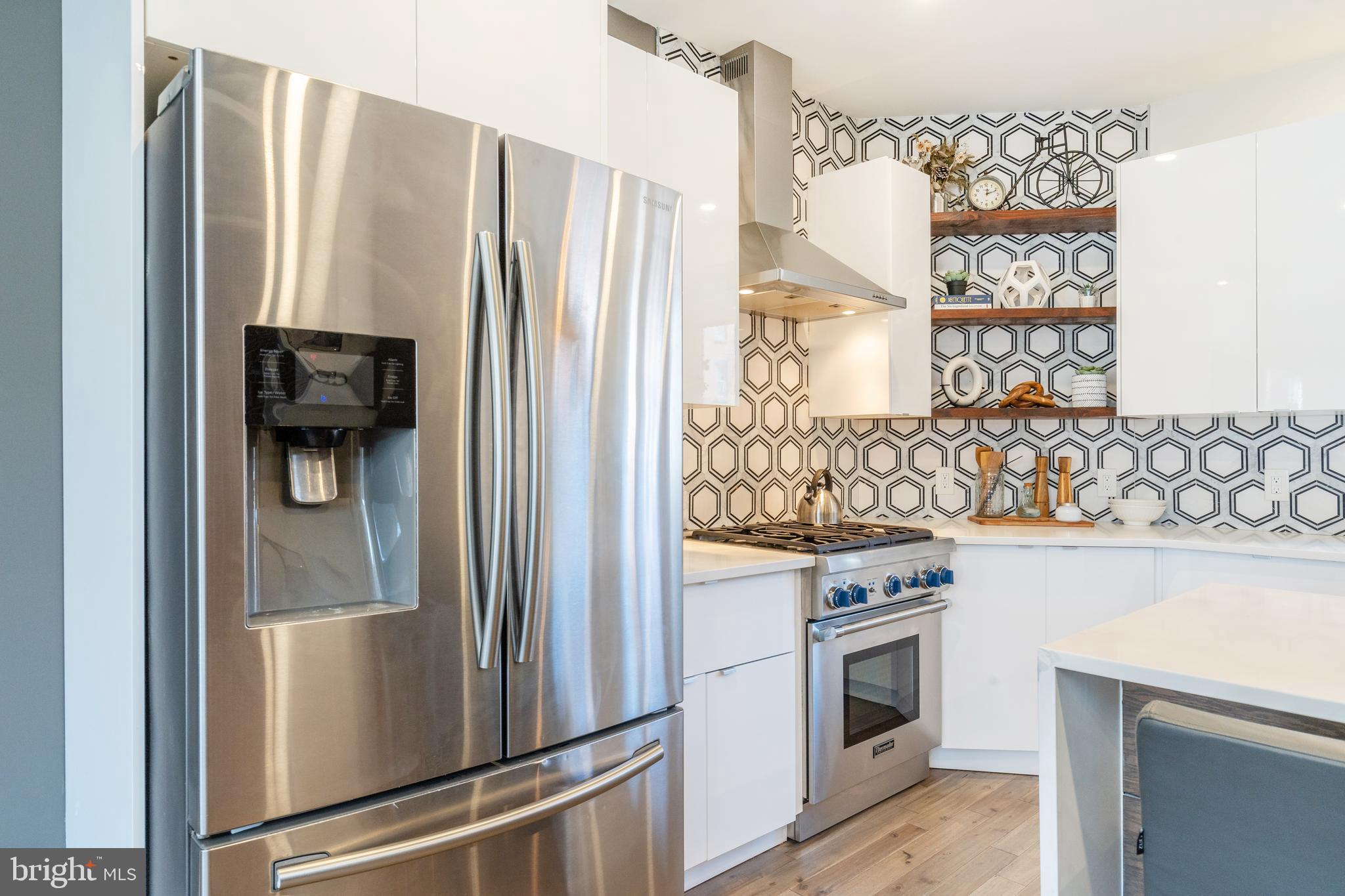 FAIRMOUNT - Residential